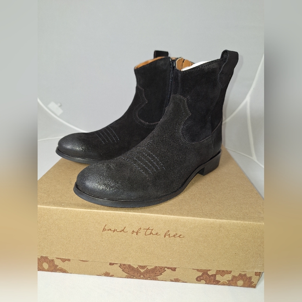 Band of the free Sycamore Black Suede ankle boots Size 7.5